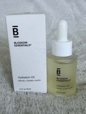 Blossom Essentials Hydration Oil with Marula + Golden Jojoba 1.9 fl. oz.